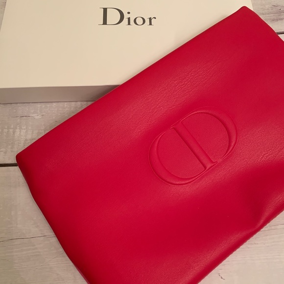 dior red pouch